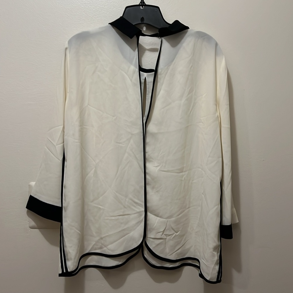 ZARA - XL WOMAN BLACK & WHITE BLOUSE LONG SLEEVE COLLARED BUTTON BACK OF NECK - Picture 7 of 11
